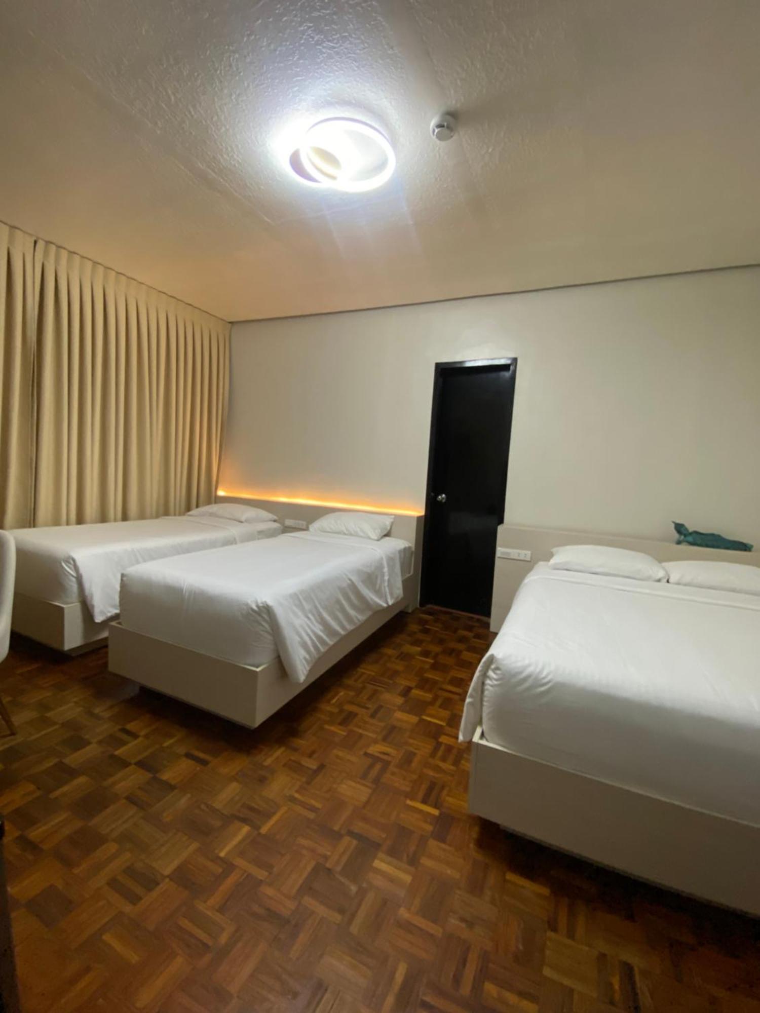Honey Suite Room Inside Bee Cafe Cebu At Ayala Area ภายนอก รูปภาพ